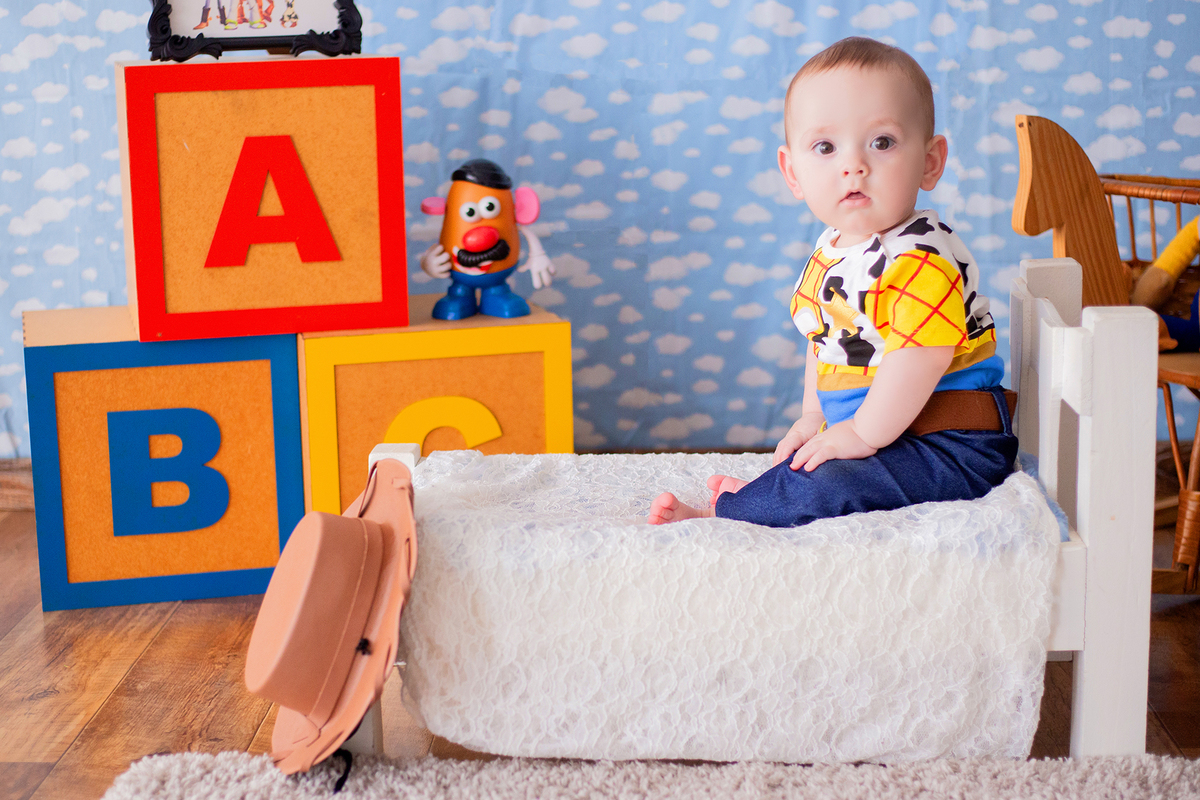 acompanhamento mensal de bebe caxias do sul figurino cenario tematico  personagem foto infantil serra gaucha fotografia familia mundo azul rosa ensaio fotografico crianca newborn baby menino menina smash the cake esmague o bolo banheira urso circoacompanh