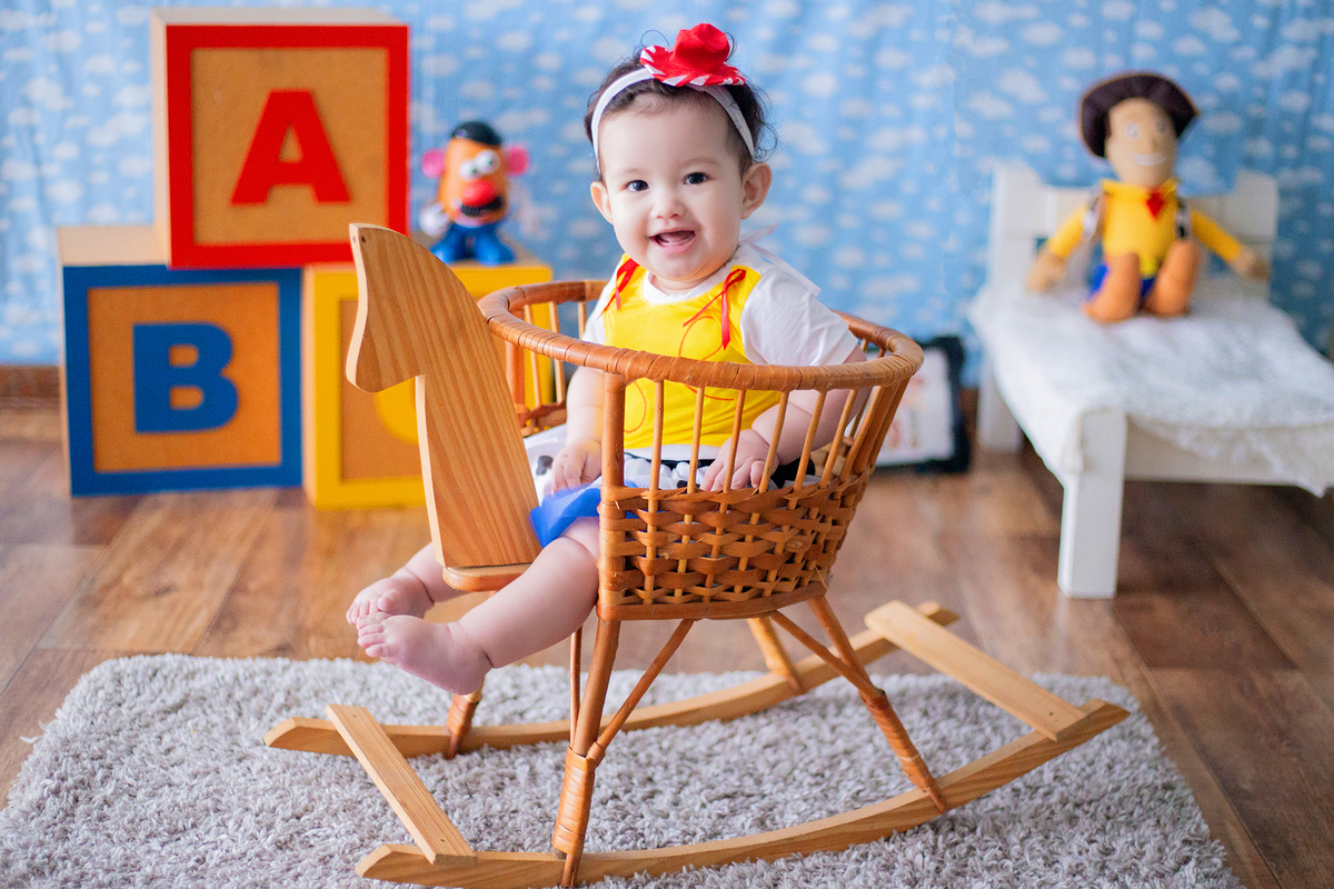 acompanhamento mensal de bebe caxias do sul figurino cenario tematico  personagem foto infantil serra gaucha fotografia familia mundo azul rosa ensaio fotografico crianca newborn baby menino menina smash the cake esmague o bolo banheira urso circoacompanh