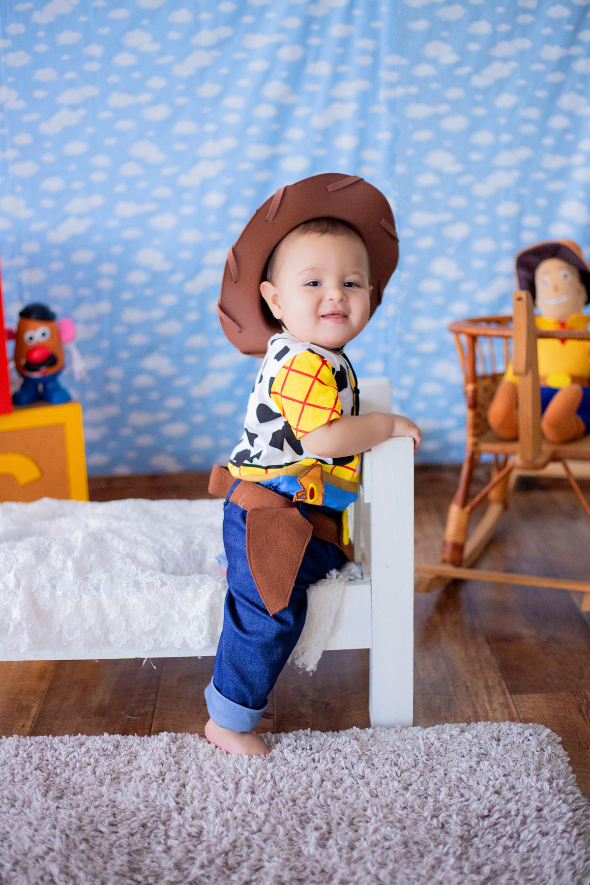 acompanhamento mensal de bebe caxias do sul figurino cenario tematico  personagem foto infantil serra gaucha fotografia familia mundo azul rosa ensaio fotografico crianca newborn baby menino menina smash the cake esmague o bolo banheira urso circoacompanh