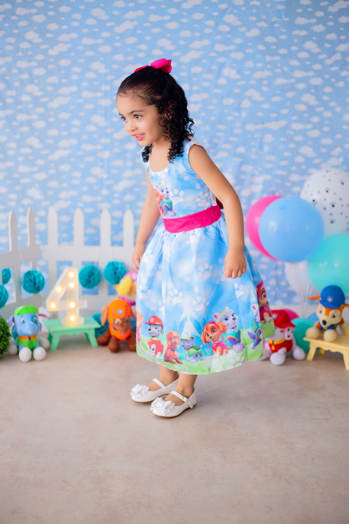 acompanhamento mensal de bebe caxias do sul figurino cenario tematico  personagem foto infantil serra gaucha fotografia familia mundo azul rosa ensaio fotografico crianca newborn baby menino menina smash the cake esmague o bolo banheira urso circoacompanh