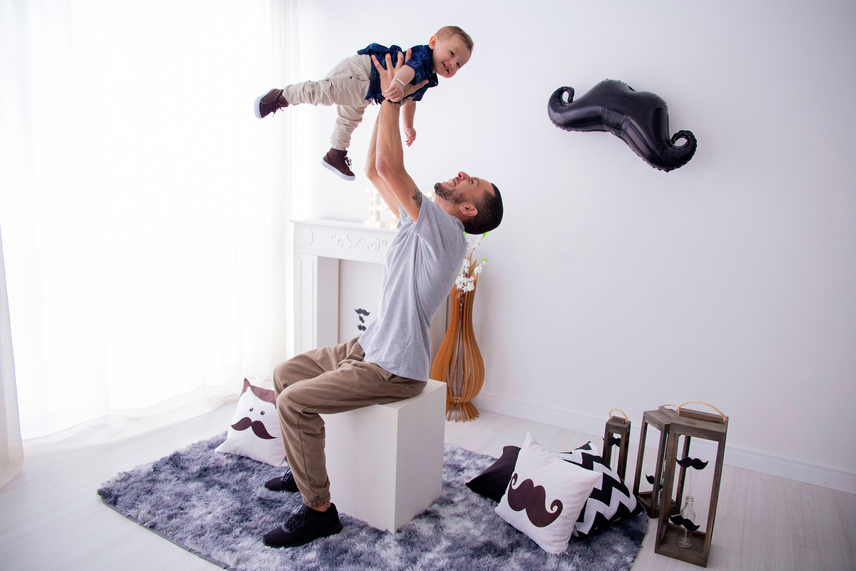 acompanhamento mensal de bebe caxias do sul figurino cenario tematico  personagem foto infantil serra gaucha fotografia familia mundo azul rosa ensaio fotografico crianca newborn baby menino menina smash the cake esmague o bolo banheira urso circo