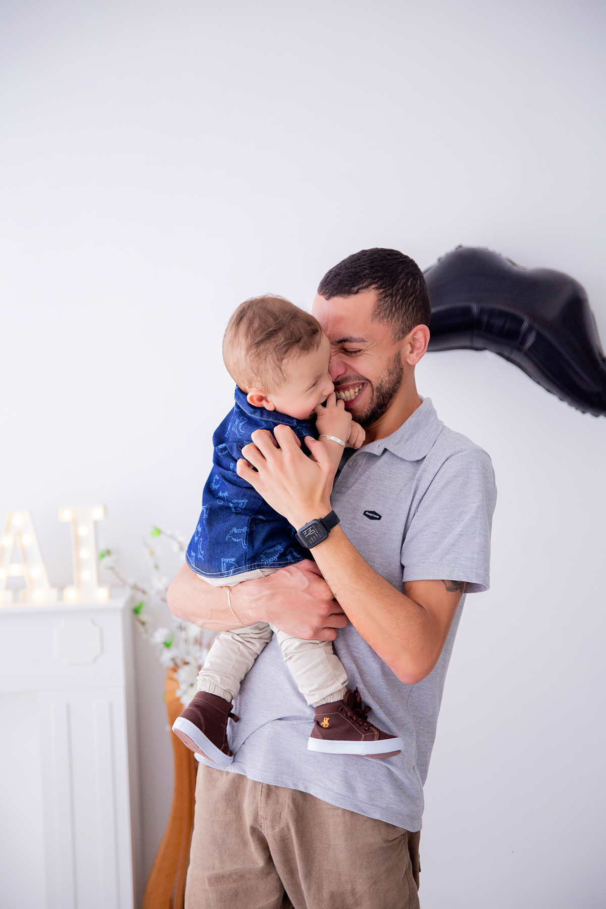 acompanhamento mensal de bebe caxias do sul figurino cenario tematico  personagem foto infantil serra gaucha fotografia familia mundo azul rosa ensaio fotografico crianca newborn baby menino menina smash the cake esmague o bolo banheira urso circo