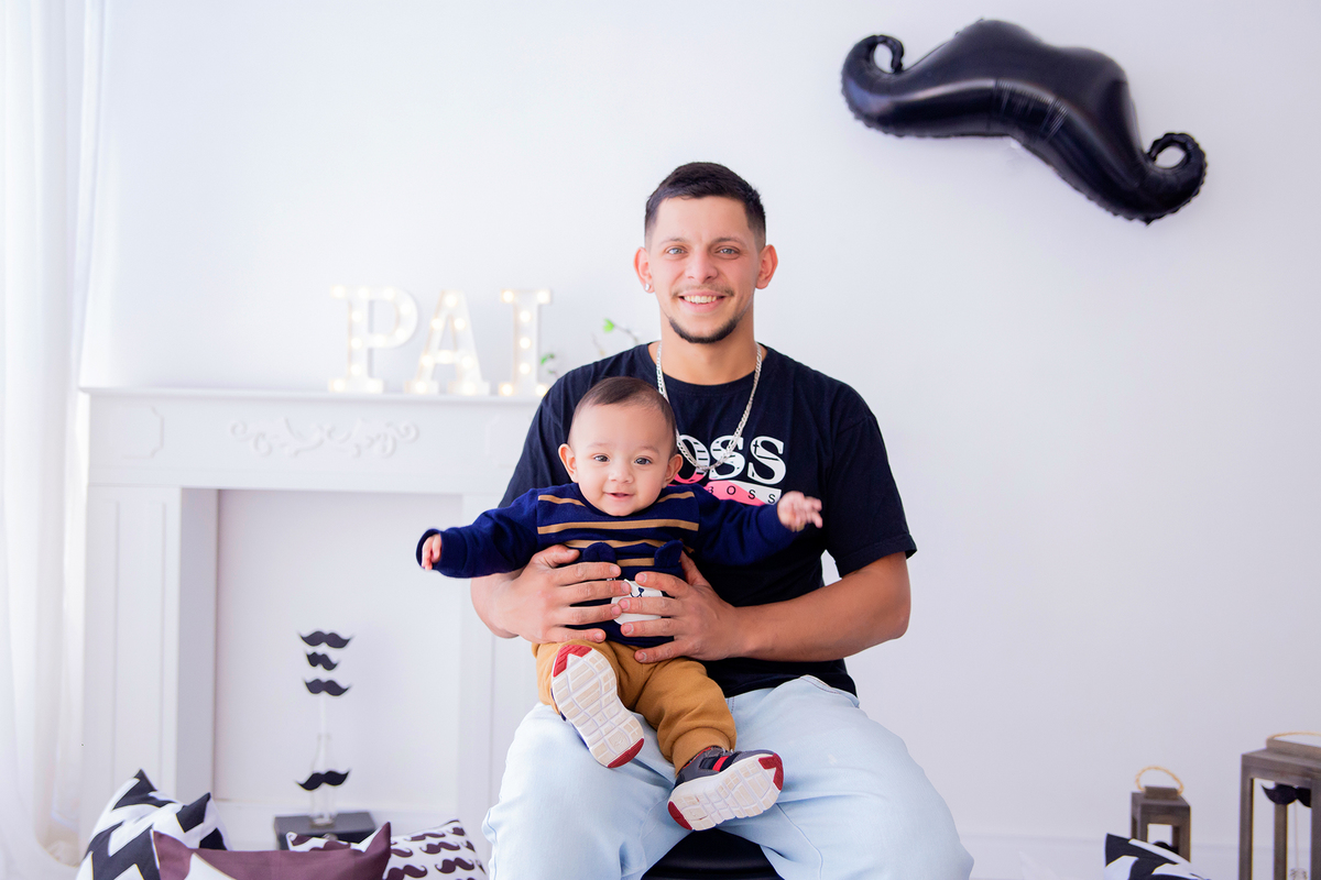 acompanhamento mensal de bebe caxias do sul figurino cenario tematico  personagem foto infantil serra gaucha fotografia familia mundo azul rosa ensaio fotografico crianca newborn baby menino menina smash the cake esmague o bolo banheira urso circo