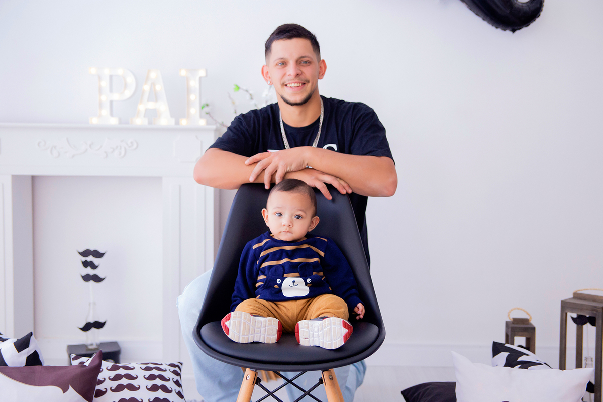 acompanhamento mensal de bebe caxias do sul figurino cenario tematico  personagem foto infantil serra gaucha fotografia familia mundo azul rosa ensaio fotografico crianca newborn baby menino menina smash the cake esmague o bolo banheira urso circo