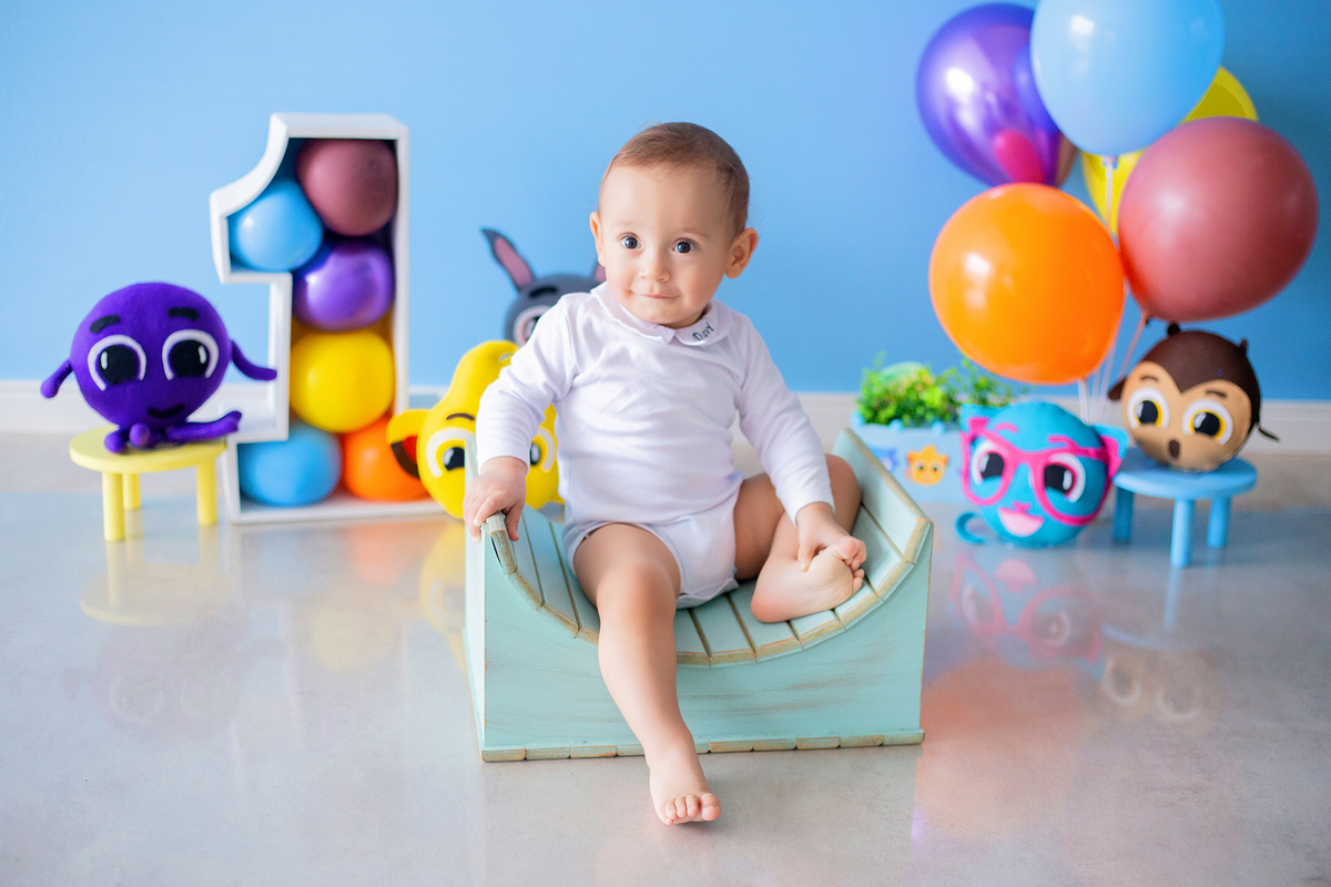 acompanhamento mensal de bebe caxias do sul figurino cenario tematico  personagem foto infantil serra gaucha fotografia familia mundo azul rosa ensaio fotografico crianca newborn baby menino menina smash the cake esmague o bolo banheira urso circo
