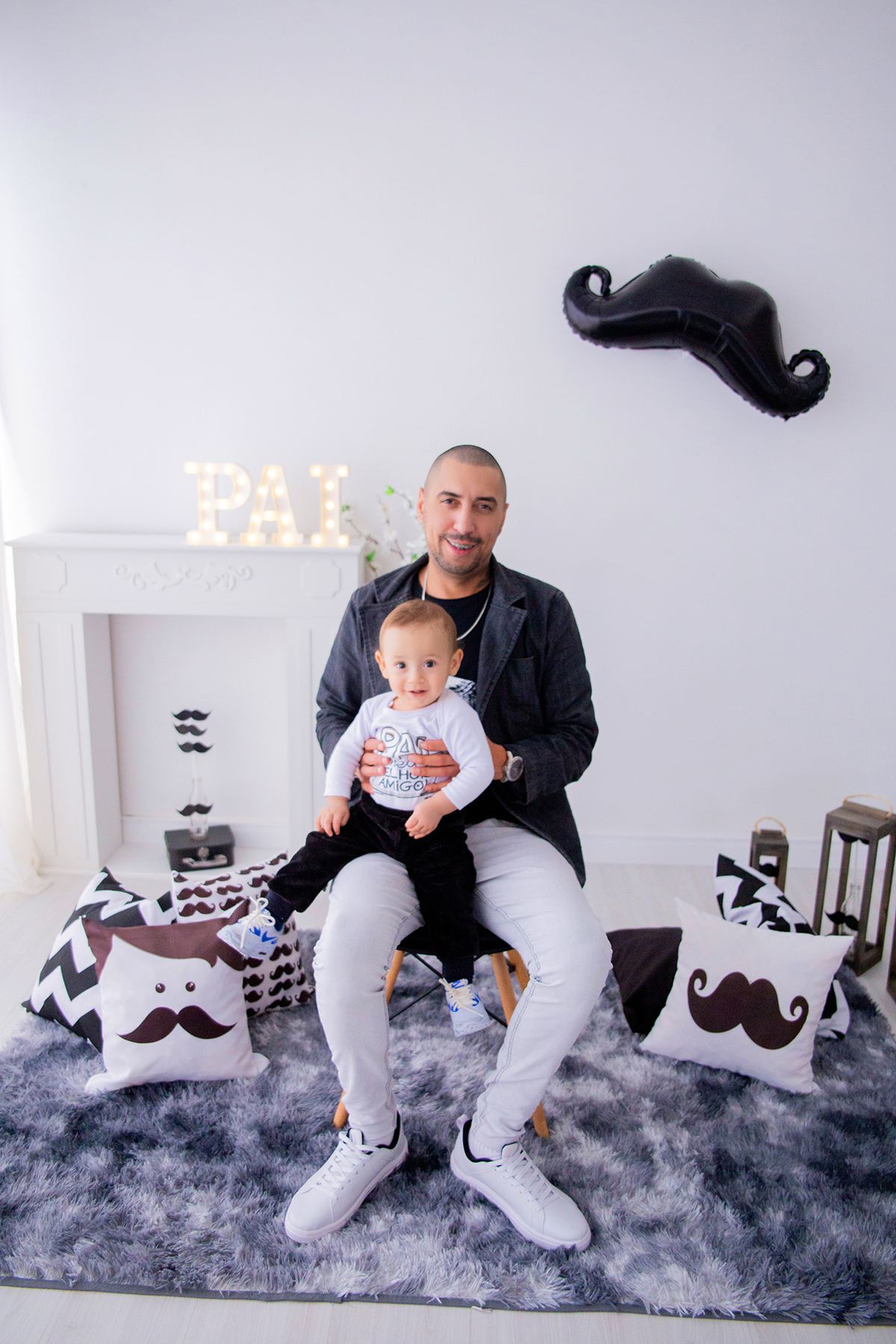 acompanhamento mensal de bebe caxias do sul figurino cenario tematico  personagem foto infantil serra gaucha fotografia familia mundo azul rosa ensaio fotografico crianca newborn baby menino menina smash the cake esmague o bolo banheira urso circo