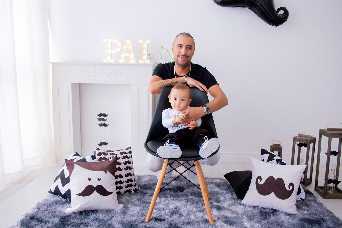 acompanhamento mensal de bebe caxias do sul figurino cenario tematico  personagem foto infantil serra gaucha fotografia familia mundo azul rosa ensaio fotografico crianca newborn baby menino menina smash the cake esmague o bolo banheira urso circo