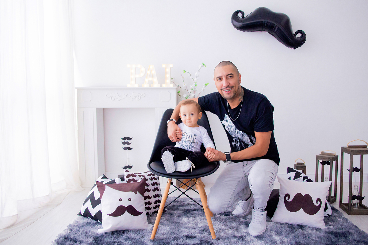 acompanhamento mensal de bebe caxias do sul figurino cenario tematico  personagem foto infantil serra gaucha fotografia familia mundo azul rosa ensaio fotografico crianca newborn baby menino menina smash the cake esmague o bolo banheira urso circo