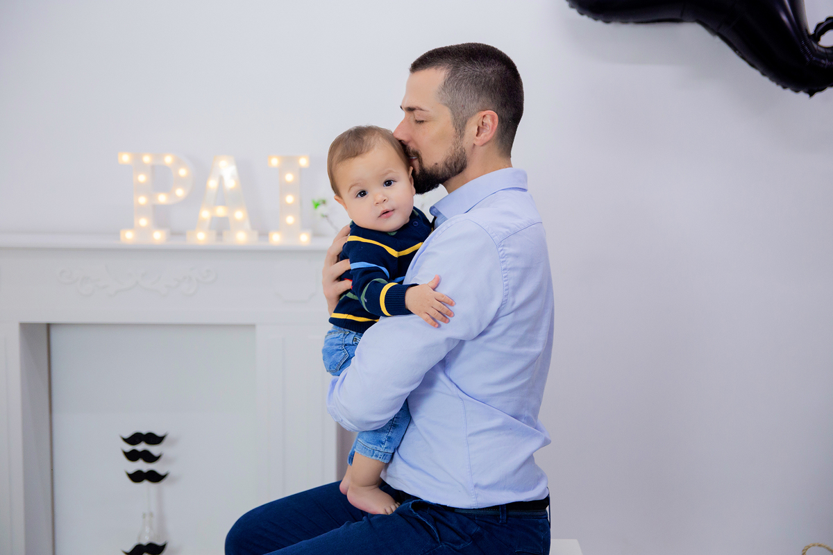 acompanhamento mensal de bebe caxias do sul figurino cenario tematico  personagem foto infantil serra gaucha fotografia familia mundo azul rosa ensaio fotografico crianca newborn baby menino menina smash the cake esmague o bolo banheira urso circo