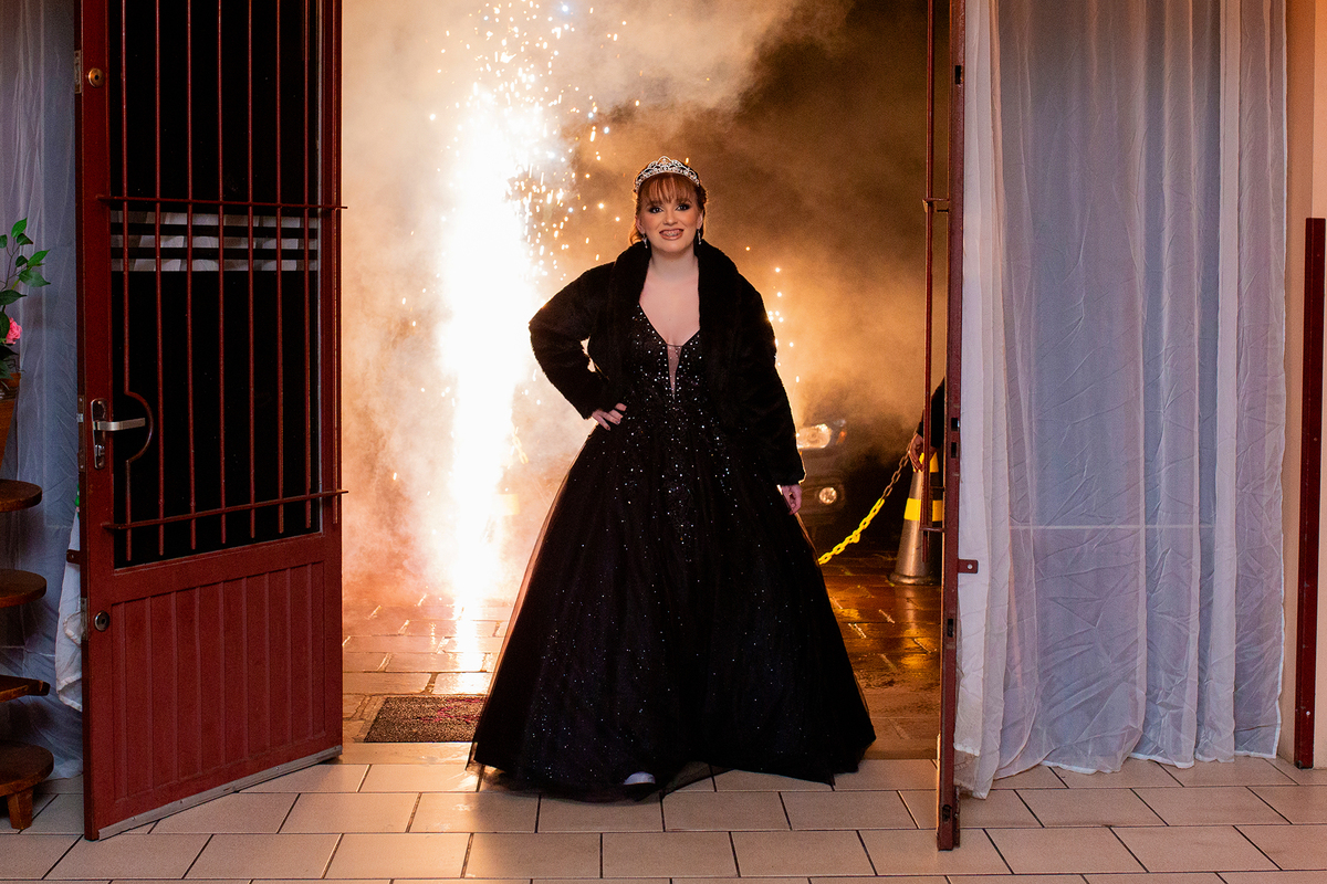 acompanhamento mensal de bebe caxias do sul figurino cenario tematico  personagem foto infantil serra gaucha fotografia familia mundo azul rosa ensaio fotografico crianca newborn baby menino menina smash the cake esmague o bolo banheira urso circo