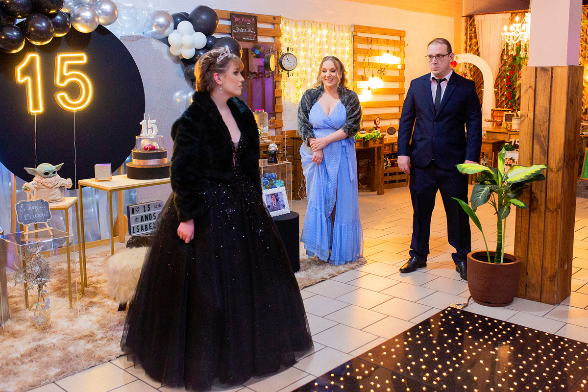 acompanhamento mensal de bebe caxias do sul figurino cenario tematico  personagem foto infantil serra gaucha fotografia familia mundo azul rosa ensaio fotografico crianca newborn baby menino menina smash the cake esmague o bolo banheira urso circo