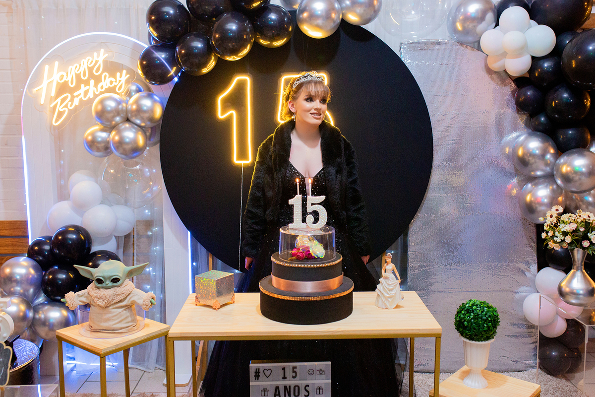 acompanhamento mensal de bebe caxias do sul figurino cenario tematico  personagem foto infantil serra gaucha fotografia familia mundo azul rosa ensaio fotografico crianca newborn baby menino menina smash the cake esmague o bolo banheira urso circo
