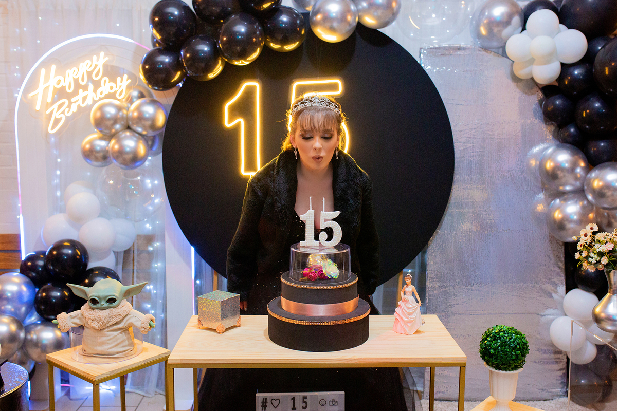 acompanhamento mensal de bebe caxias do sul figurino cenario tematico  personagem foto infantil serra gaucha fotografia familia mundo azul rosa ensaio fotografico crianca newborn baby menino menina smash the cake esmague o bolo banheira urso circo