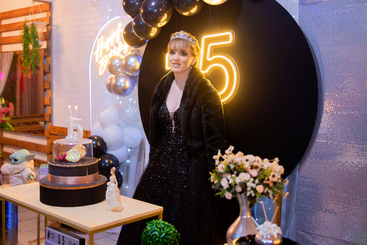 acompanhamento mensal de bebe caxias do sul figurino cenario tematico  personagem foto infantil serra gaucha fotografia familia mundo azul rosa ensaio fotografico crianca newborn baby menino menina smash the cake esmague o bolo banheira urso circo