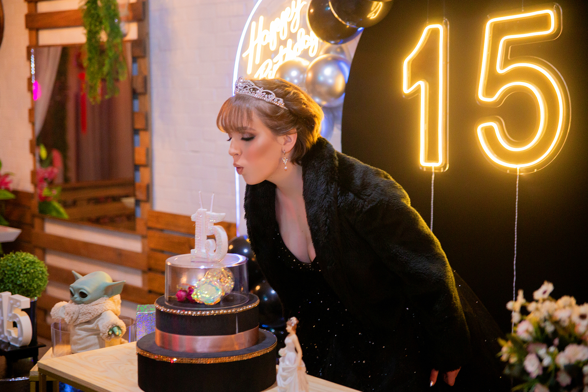 acompanhamento mensal de bebe caxias do sul figurino cenario tematico  personagem foto infantil serra gaucha fotografia familia mundo azul rosa ensaio fotografico crianca newborn baby menino menina smash the cake esmague o bolo banheira urso circo