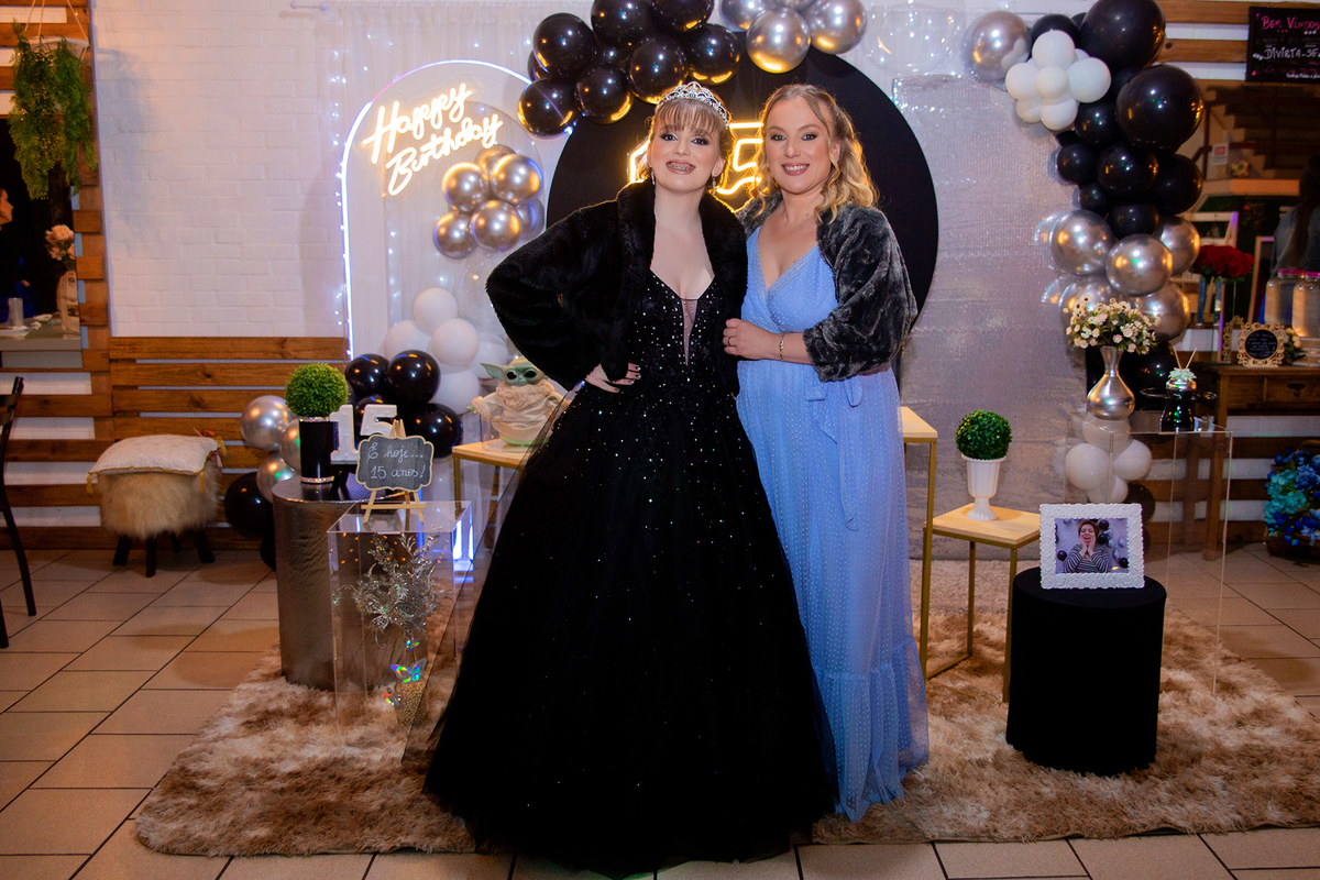 acompanhamento mensal de bebe caxias do sul figurino cenario tematico  personagem foto infantil serra gaucha fotografia familia mundo azul rosa ensaio fotografico crianca newborn baby menino menina smash the cake esmague o bolo banheira urso circo