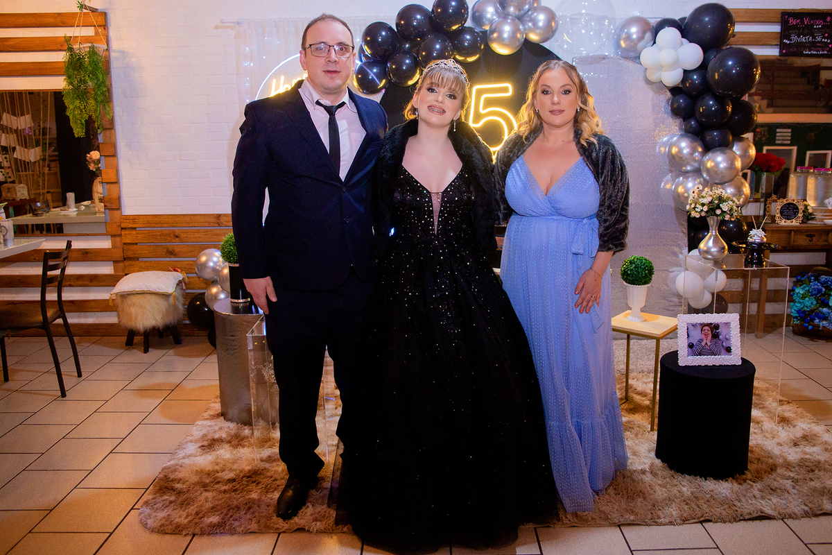 acompanhamento mensal de bebe caxias do sul figurino cenario tematico  personagem foto infantil serra gaucha fotografia familia mundo azul rosa ensaio fotografico crianca newborn baby menino menina smash the cake esmague o bolo banheira urso circo