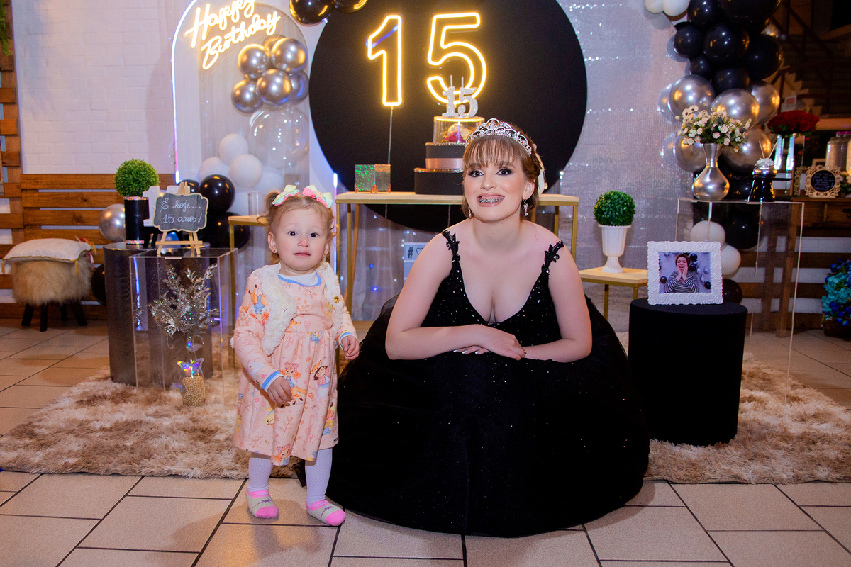 acompanhamento mensal de bebe caxias do sul figurino cenario tematico  personagem foto infantil serra gaucha fotografia familia mundo azul rosa ensaio fotografico crianca newborn baby menino menina smash the cake esmague o bolo banheira urso circo