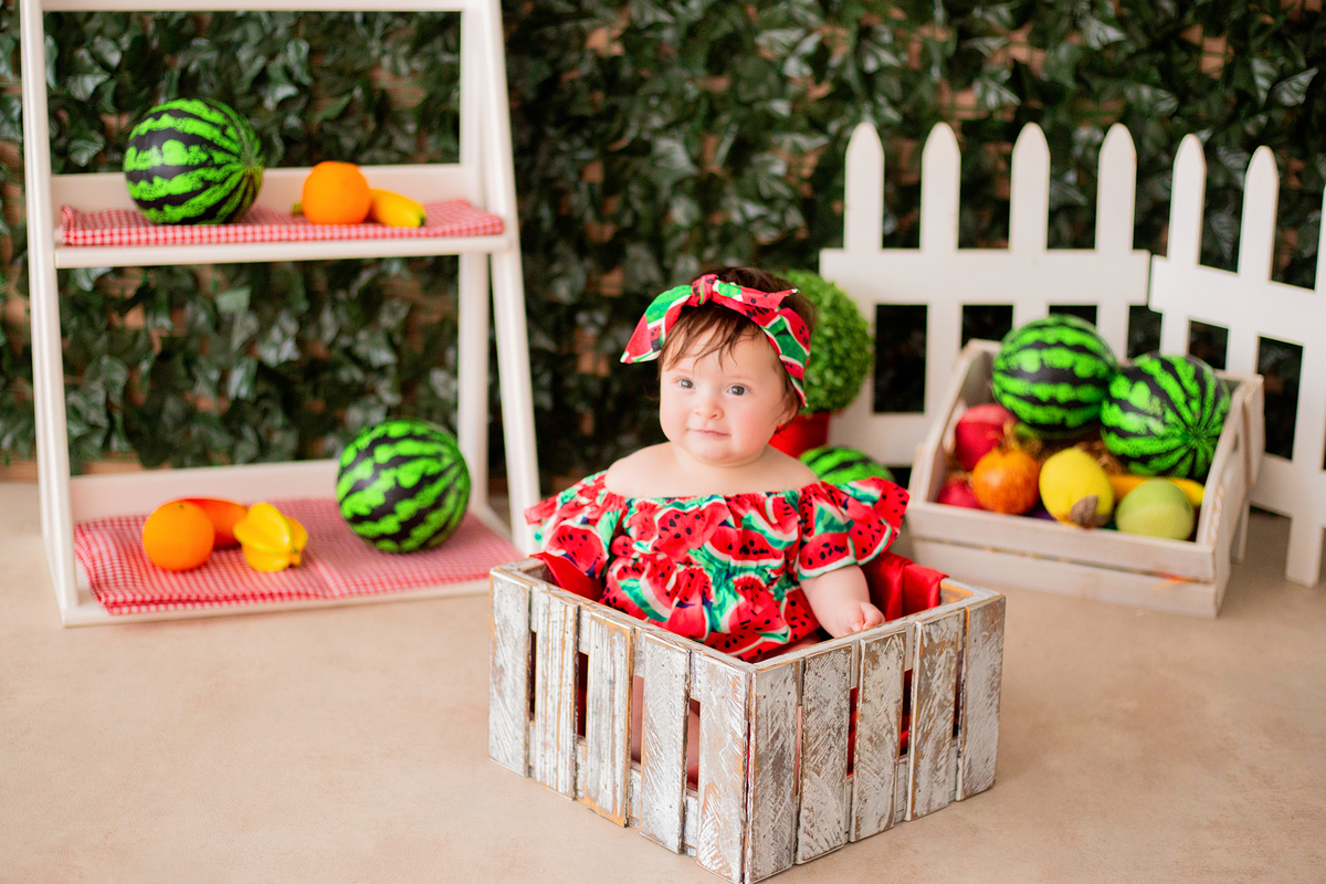 acompanhamento mensal de bebe caxias do sul figurino cenario tematico  personagem foto infantil serra gaucha fotografia familia mundo azul rosa ensaio fotografico crianca newborn baby menino menina smash the cake esmague o bolo banheira urso circo