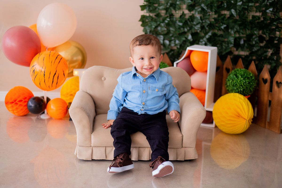 acompanhamento mensal de bebe caxias do sul figurino cenario tematico  personagem foto infantil serra gaucha fotografia familia mundo azul rosa ensaio fotografico crianca newborn baby menino menina smash the cake esmague o bolo banheira urso circo