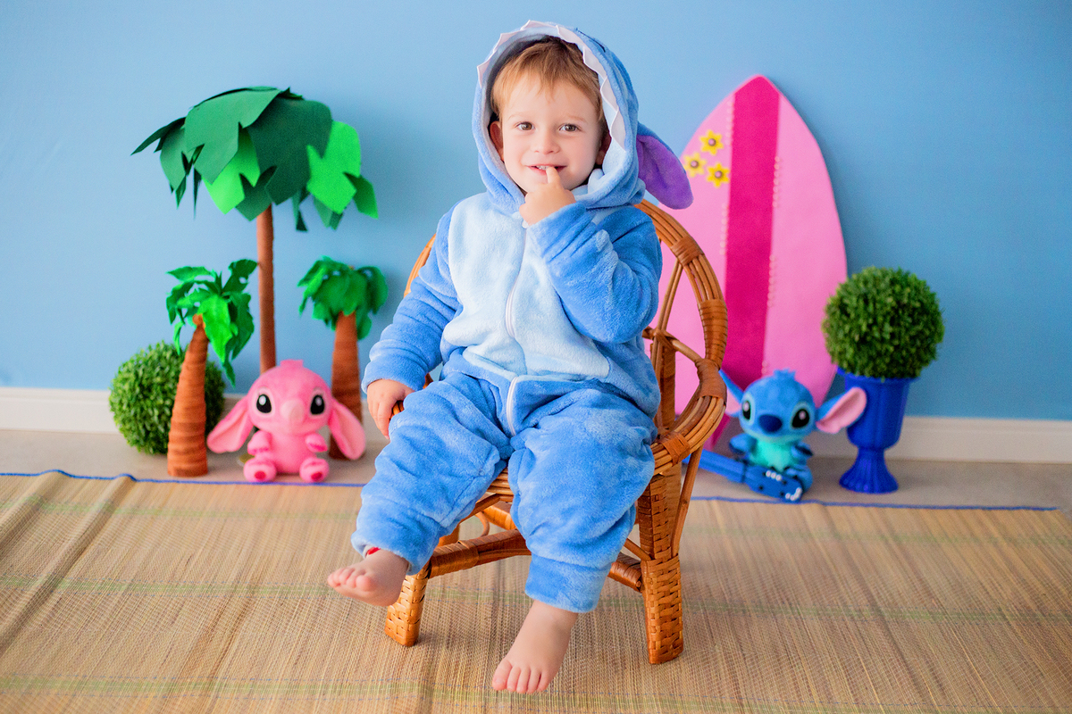 acompanhamento mensal de bebe caxias do sul figurino cenario tematico  personagem foto infantil serra gaucha fotografia familia mundo azul rosa ensaio fotografico crianca newborn baby menino menina smash the cake esmague o bolo banheira urso circo