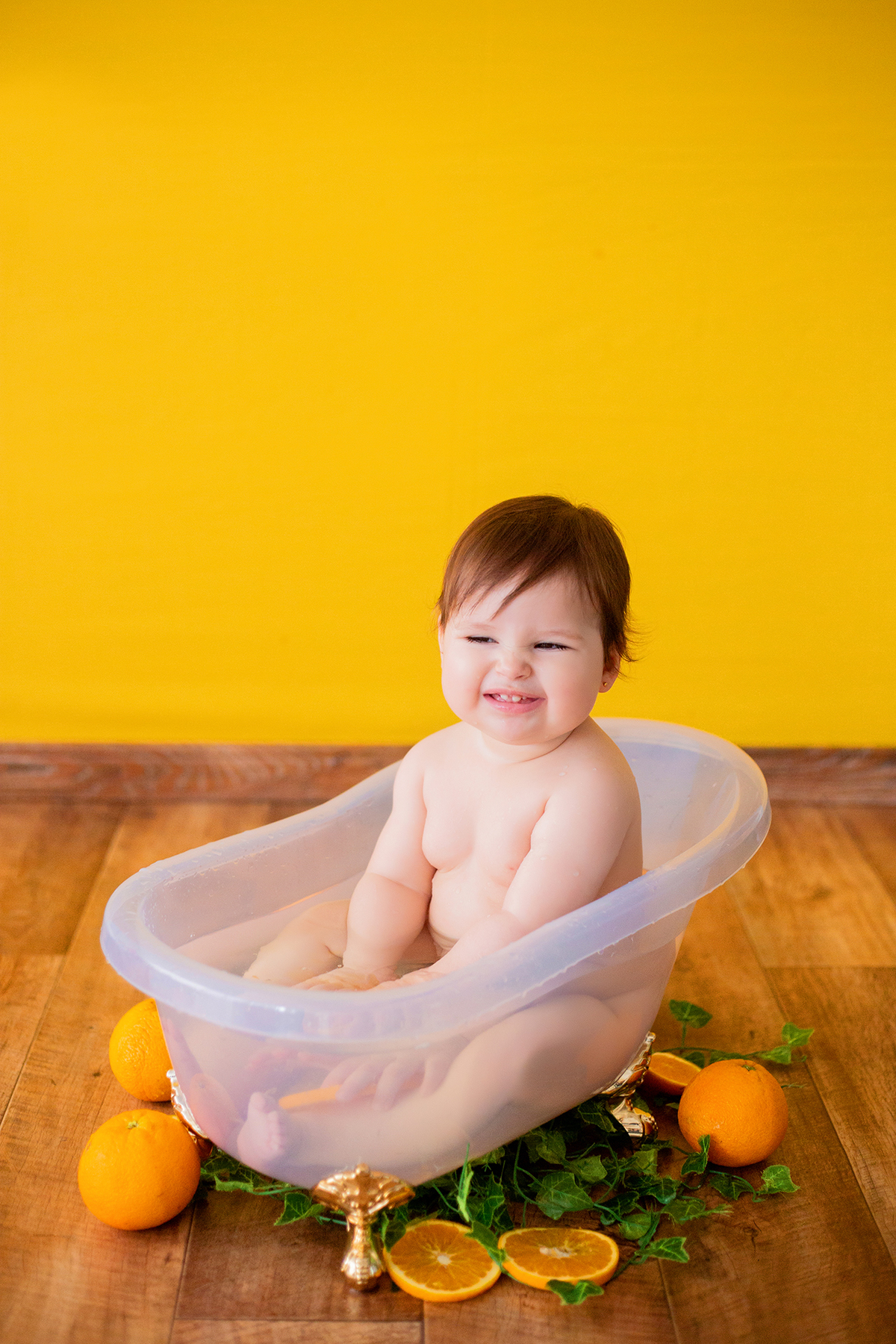 acompanhamento mensal de bebe caxias do sul figurino cenario tematico  personagem foto infantil serra gaucha fotografia familia mundo azul rosa ensaio fotografico crianca newborn baby menino menina smash the cake esmague o bolo banheira urso circo