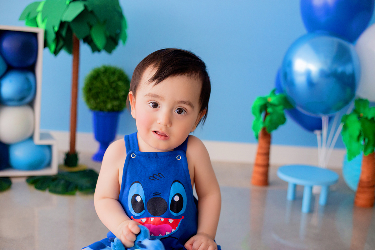 acompanhamento mensal de bebe caxias do sul figurino cenario tematico  personagem foto infantil serra gaucha fotografia familia mundo azul rosa ensaio fotografico crianca newborn baby menino menina smash the cake esmague o bolo banheira urso circo
