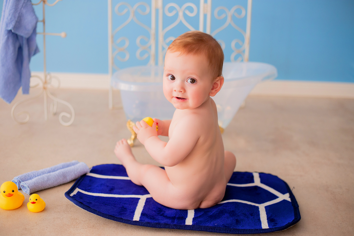 acompanhamento mensal de bebe caxias do sul figurino cenario tematico  personagem foto infantil serra gaucha fotografia familia mundo azul rosa ensaio fotografico crianca newborn baby menino menina smash the cake esmague o bolo banheira urso circo