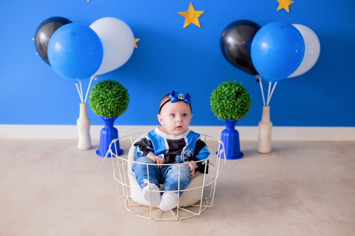 acompanhamento mensal de bebe caxias do sul figurino cenario tematico  personagem foto infantil serra gaucha fotografia familia mundo azul rosa ensaio fotografico crianca newborn baby menino menina smash the cake esmague o bolo banheira urso circo