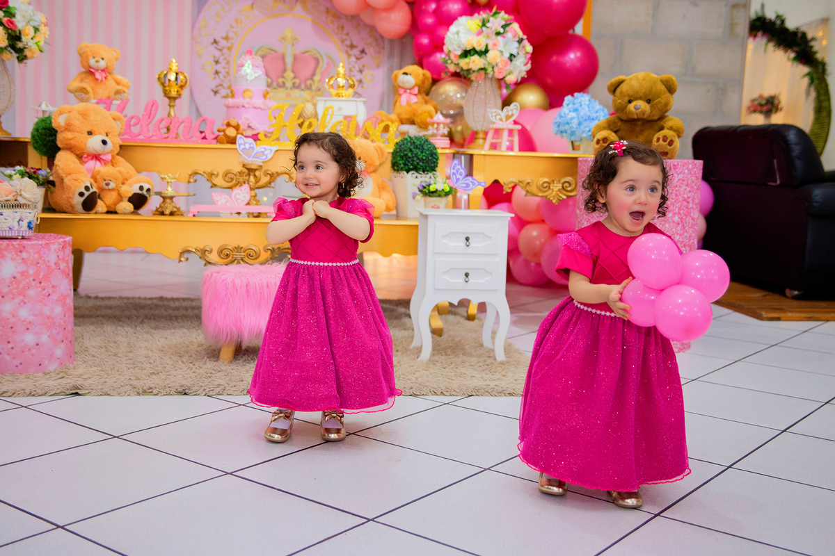 acompanhamento mensal de bebe caxias do sul figurino cenario tematico  personagem foto infantil serra gaucha fotografia familia mundo azul rosa ensaio fotografico crianca newborn baby menino menina smash the cake esmague o bolo banheira urso circo