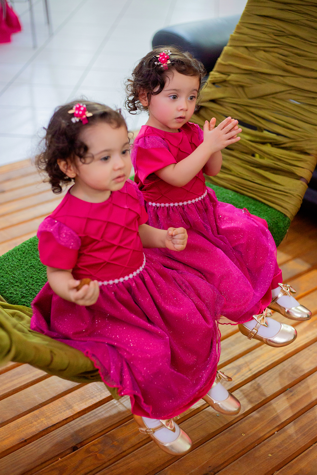 acompanhamento mensal de bebe caxias do sul figurino cenario tematico  personagem foto infantil serra gaucha fotografia familia mundo azul rosa ensaio fotografico crianca newborn baby menino menina smash the cake esmague o bolo banheira urso circo