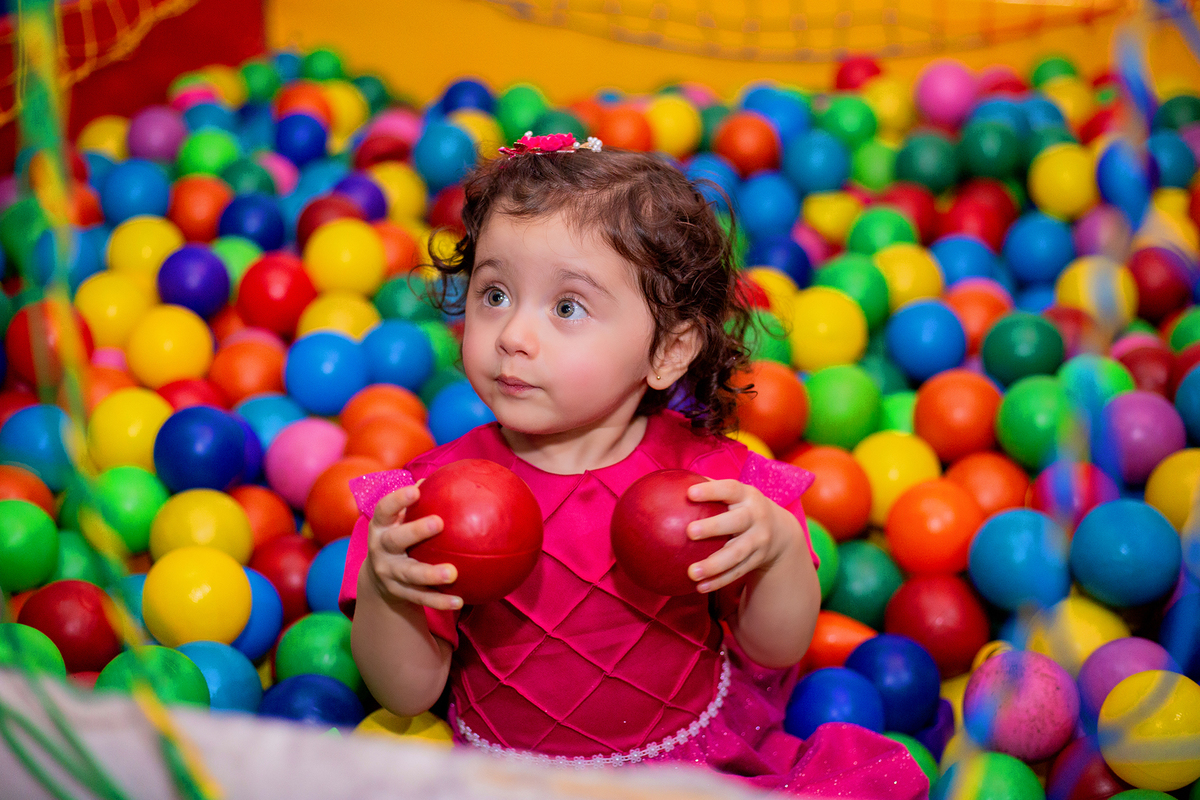 acompanhamento mensal de bebe caxias do sul figurino cenario tematico  personagem foto infantil serra gaucha fotografia familia mundo azul rosa ensaio fotografico crianca newborn baby menino menina smash the cake esmague o bolo banheira urso circo