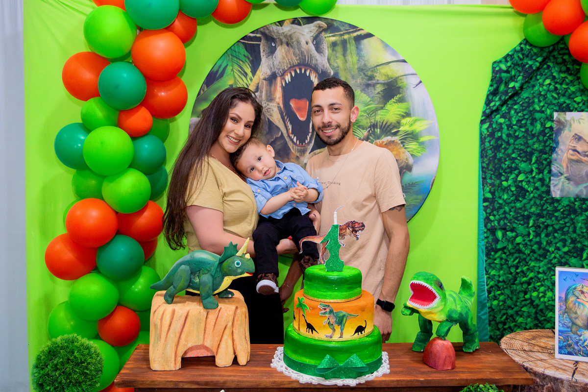 acompanhamento mensal de bebe caxias do sul figurino cenario tematico  personagem foto infantil serra gaucha fotografia familia mundo azul rosa ensaio fotografico crianca newborn baby menino menina smash the cake esmague o bolo banheira urso circo