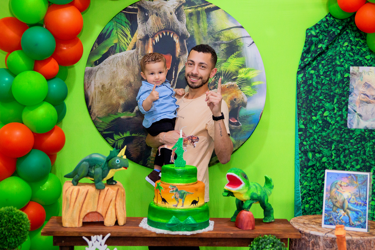 acompanhamento mensal de bebe caxias do sul figurino cenario tematico  personagem foto infantil serra gaucha fotografia familia mundo azul rosa ensaio fotografico crianca newborn baby menino menina smash the cake esmague o bolo banheira urso circo