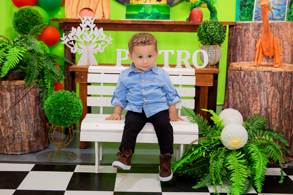 acompanhamento mensal de bebe caxias do sul figurino cenario tematico  personagem foto infantil serra gaucha fotografia familia mundo azul rosa ensaio fotografico crianca newborn baby menino menina smash the cake esmague o bolo banheira urso circo