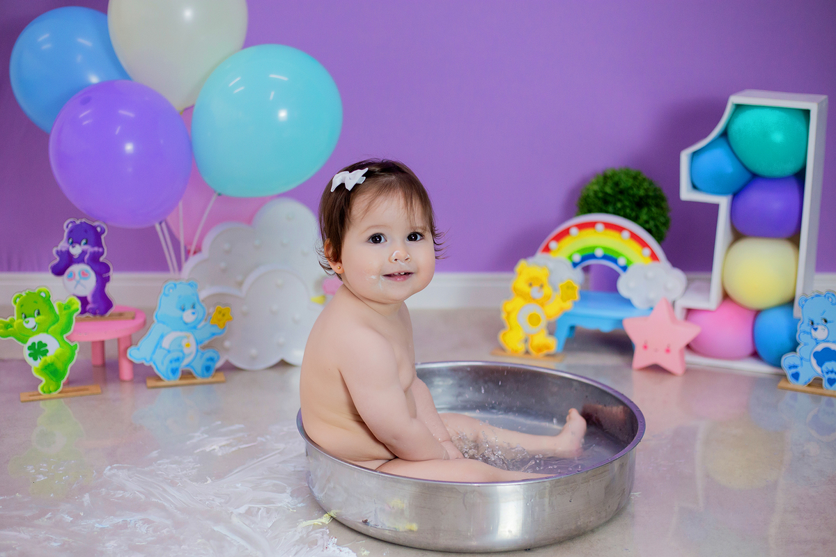 acompanhamento mensal de bebe caxias do sul figurino cenario tematico  personagem foto infantil serra gaucha fotografia familia mundo azul rosa ensaio fotografico crianca newborn baby menino menina smash the cake esmague o bolo banheira urso circo