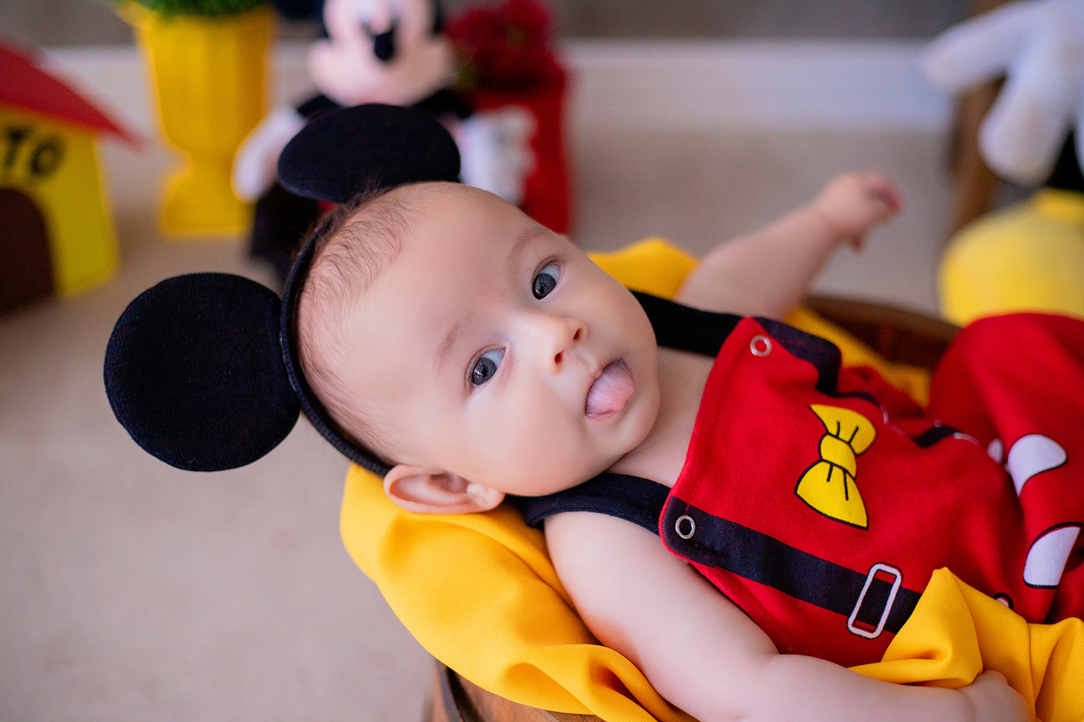 acompanhamento mensal de bebe caxias do sul figurino cenario tematico  personagem foto infantil serra gaucha fotografia familia mundo azul rosa ensaio fotografico crianca newborn baby menino menina smash the cake esmague o bolo banheira urso circo