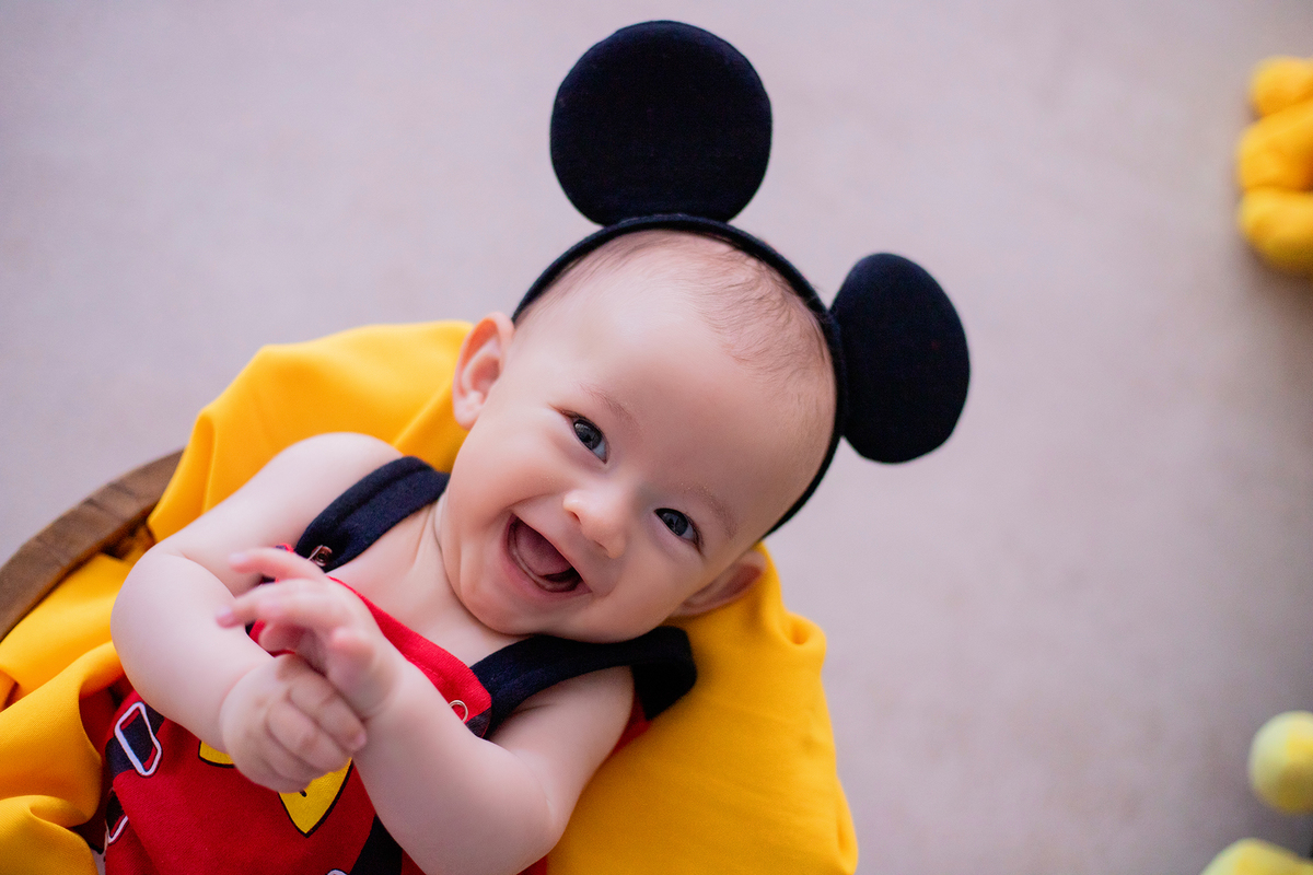 acompanhamento mensal de bebe caxias do sul figurino cenario tematico  personagem foto infantil serra gaucha fotografia familia mundo azul rosa ensaio fotografico crianca newborn baby menino menina smash the cake esmague o bolo banheira urso circo