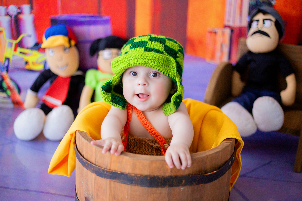 acompanhamento mensal de bebe caxias do sul figurino cenario tematico  personagem foto infantil serra gaucha fotografia familia mundo azul rosa ensaio fotografico crianca newborn baby menino menina smash the cake esmague o bolo banheira urso circo