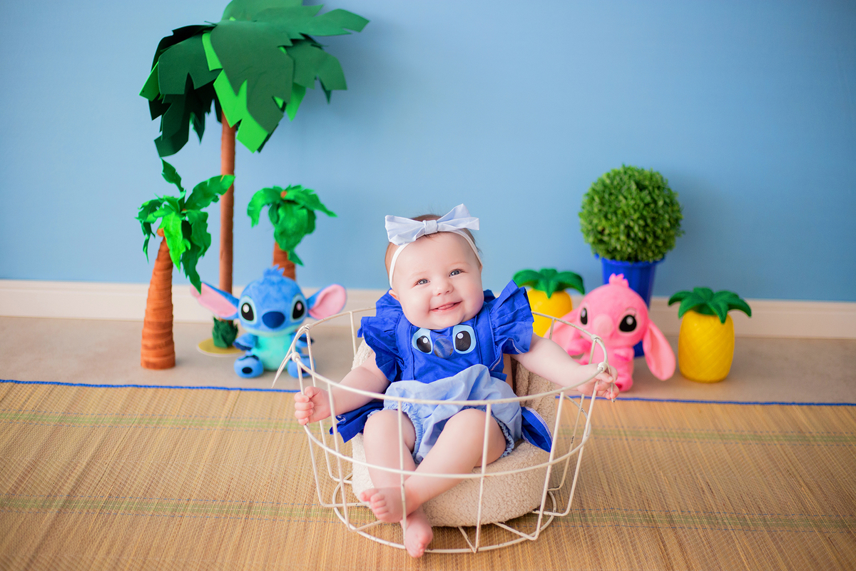 acompanhamento mensal de bebe caxias do sul figurino cenario tematico  personagem foto infantil serra gaucha fotografia familia mundo azul rosa ensaio fotografico crianca newborn baby menino menina smash the cake esmague o bolo banheira urso circo