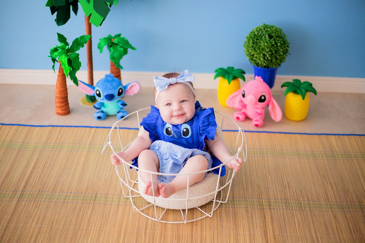 acompanhamento mensal de bebe caxias do sul figurino cenario tematico  personagem foto infantil serra gaucha fotografia familia mundo azul rosa ensaio fotografico crianca newborn baby menino menina smash the cake esmague o bolo banheira urso circo
