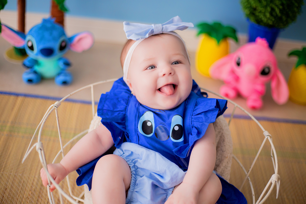 acompanhamento mensal de bebe caxias do sul figurino cenario tematico  personagem foto infantil serra gaucha fotografia familia mundo azul rosa ensaio fotografico crianca newborn baby menino menina smash the cake esmague o bolo banheira urso circo