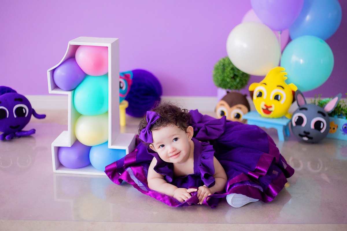 acompanhamento mensal de bebe caxias do sul figurino cenario tematico  personagem foto infantil serra gaucha fotografia familia mundo azul rosa ensaio fotografico crianca newborn baby menino menina smash the cake esmague o bolo banheira urso circo