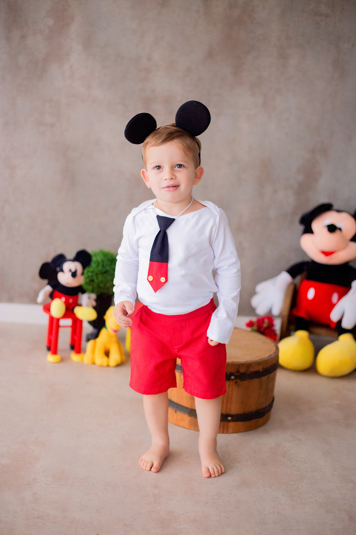 acompanhamento mensal de bebe caxias do sul figurino cenario tematico  personagem foto infantil serra gaucha fotografia familia mundo azul rosa ensaio fotografico crianca newborn baby menino menina smash the cake esmague o bolo banheira urso circo