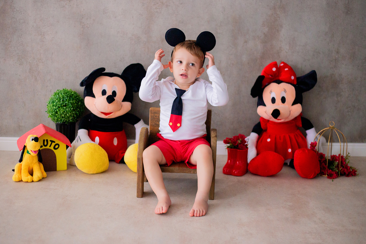 acompanhamento mensal de bebe caxias do sul figurino cenario tematico  personagem foto infantil serra gaucha fotografia familia mundo azul rosa ensaio fotografico crianca newborn baby menino menina smash the cake esmague o bolo banheira urso circo