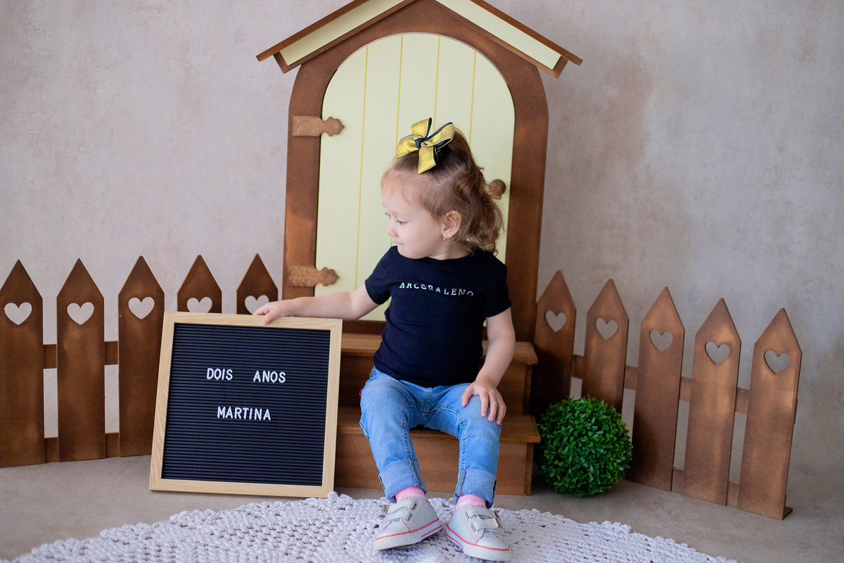 acompanhamento mensal de bebe caxias do sul figurino cenario tematico  personagem foto infantil serra gaucha fotografia familia mundo azul rosa ensaio fotografico crianca newborn baby menino menina smash the cake esmague o bolo banheira urso circo