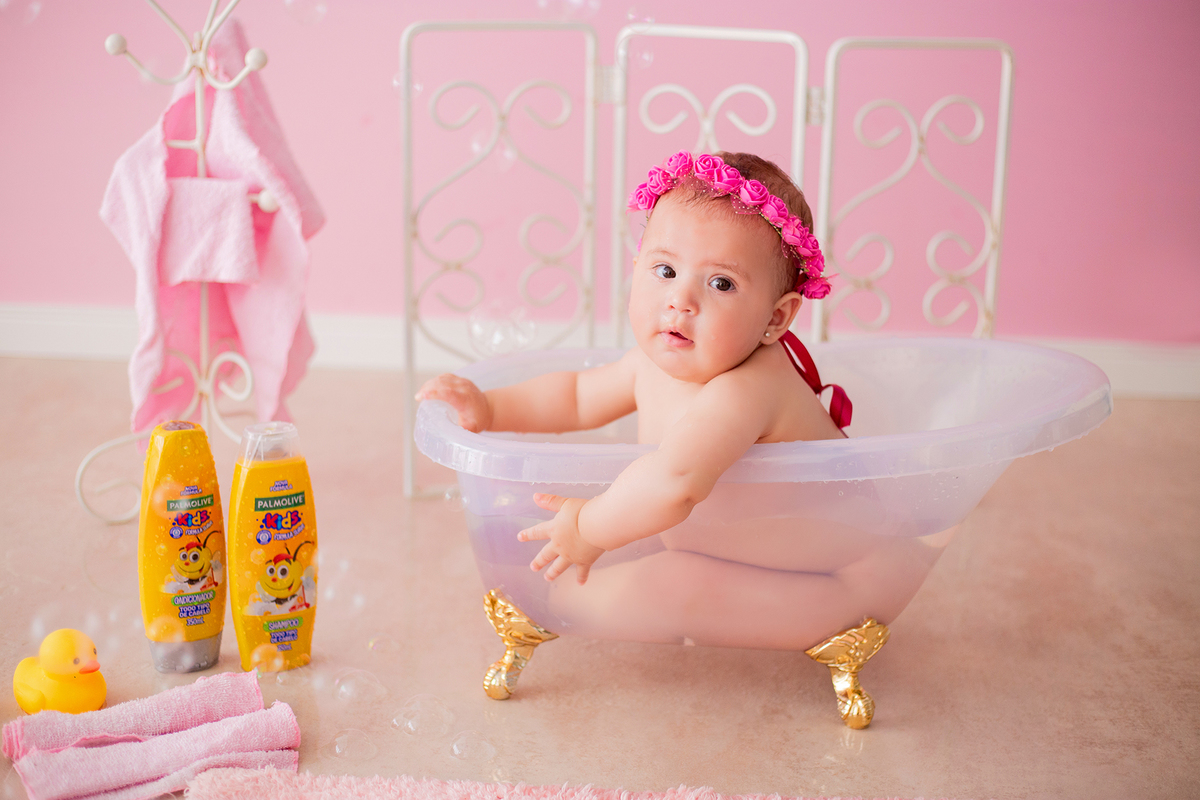 acompanhamento mensal de bebe caxias do sul figurino cenario tematico  personagem foto infantil serra gaucha fotografia familia mundo azul rosa ensaio fotografico crianca newborn baby menino menina smash the cake esmague o bolo banheira urso circo