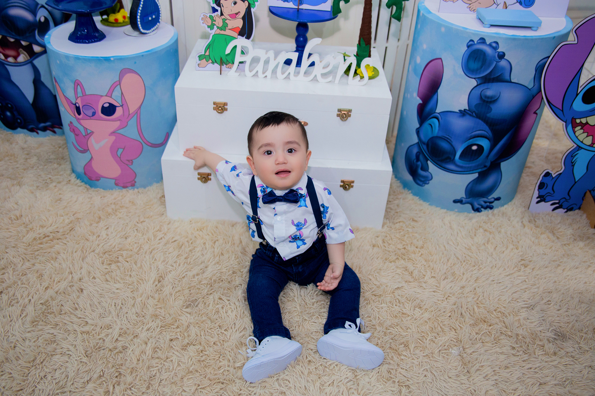 acompanhamento mensal de bebe caxias do sul figurino cenario tematico  personagem foto infantil serra gaucha fotografia familia mundo azul rosa ensaio fotografico crianca newborn baby menino menina smash the cake esmague o bolo banheira urso circo