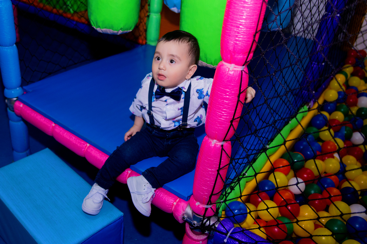 acompanhamento mensal de bebe caxias do sul figurino cenario tematico  personagem foto infantil serra gaucha fotografia familia mundo azul rosa ensaio fotografico crianca newborn baby menino menina smash the cake esmague o bolo banheira urso circo