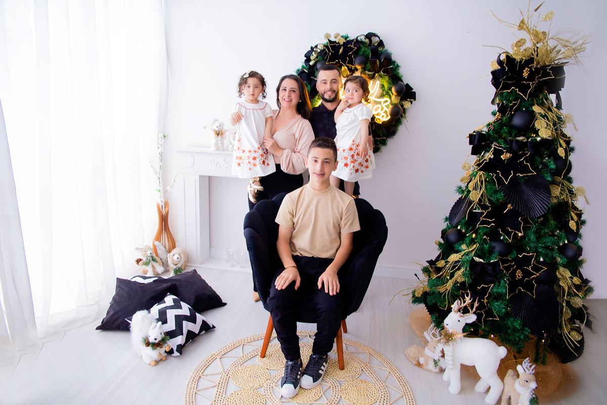 acompanhamento mensal de bebe caxias do sul figurino cenario tematico  personagem foto infantil serra gaucha fotografia familia mundo azul rosa ensaio fotografico crianca newborn baby menino menina smash the cake esmague o bolo banheira urso circo